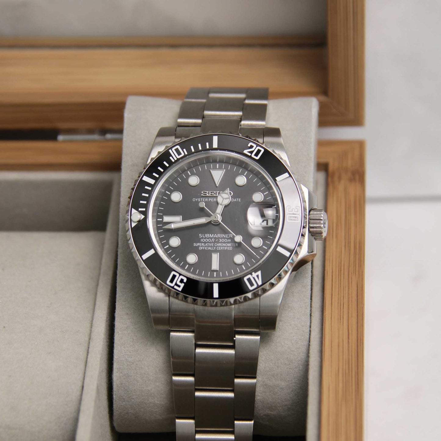 Seiko Mod Submariner Black Date 40mm - Custom Automatic Watch | NH35